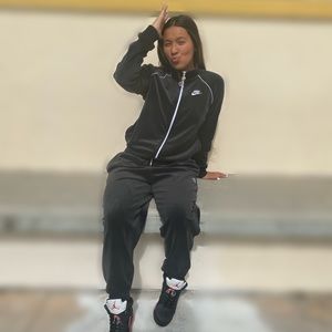 Meet your Posher, Valentina